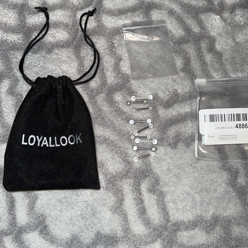 LOYALLOOK BODY JEWELRY Set of 9 different 14 gauge tongue,belly rings !